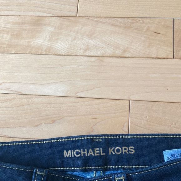 2 For $25 Michael Kors skinny jeans size 2 - Picture 5 of 12